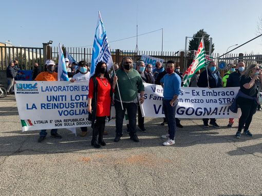 manifestazione di lavoratori manifestazione di lavoratori