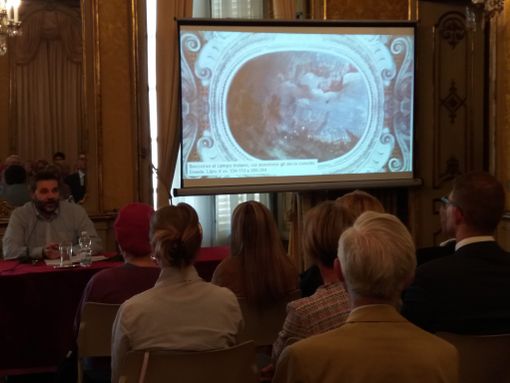 Enea, Etruschi e Savoia tra profumi e leggenda: l'eroismo sensoriale in mostra (VIDEO) Enea, Etruschi e Savoia tra profumi e leggenda: l'eroismo sensoriale in mostra (VIDEO)