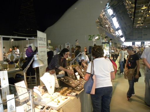 Gioielli e pietre preziose in vetrina, per un settore che non conosce crisi Gioielli e pietre preziose in vetrina, per un settore che non conosce crisi