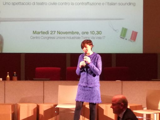 Ore 10, lezione di "made in" per 360 ragazzi delle scuole di Torino e provincia Ore 10, lezione di "made in" per 360 ragazzi delle scuole di Torino e provincia