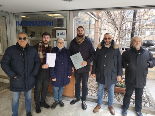 Sanità pnrr, da Fdi dossier di proposte per nuovi ambulatori "nelle periferie dimenticate" Sanità pnrr, da Fdi dossier di proposte per nuovi ambulatori "nelle periferie dimenticate"