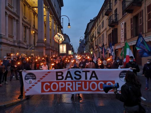 Fiaccolata Fratelli d'Italia a Torino Fiaccolata Fratelli d'Italia a Torino