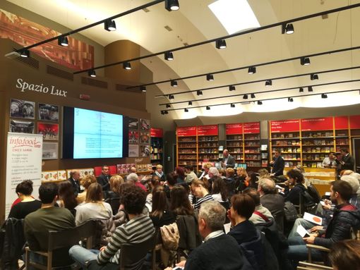 Fare la spesa accompagnati dai dietisti: all'Ipercoop arriva il servizio Info.food