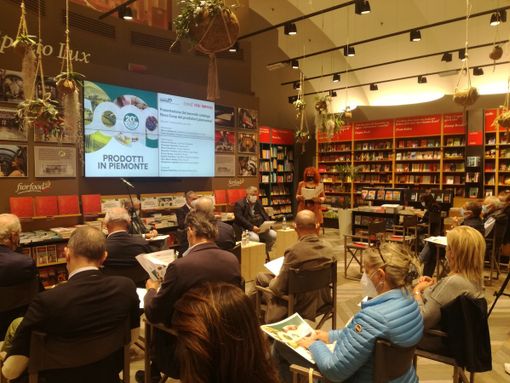 "Prodotti in Piemonte": Novacoop mette in vetrina 94 eccellenze del territorio "Prodotti in Piemonte": Novacoop mette in vetrina 94 eccellenze del territorio