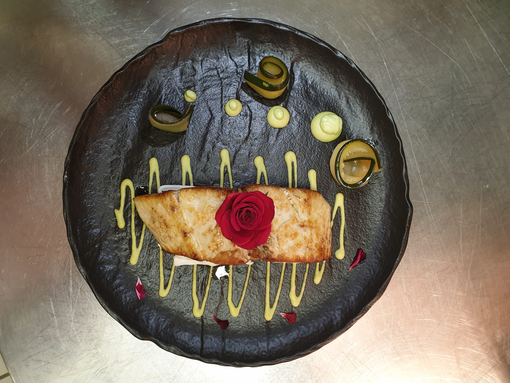 Un piatto del ristorante Fish Un piatto del ristorante Fish