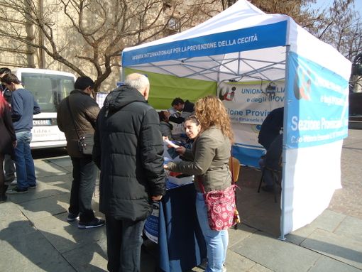 L'Unione Italiana Ciechi e Ipovedenti di Torino si mobilita per la prevenzione del glaucoma