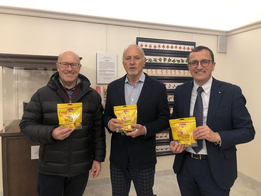 Enzo Ghigo in visita al negozio Biraghi di Torino