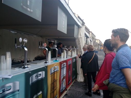 G7 a Torino &quot;privé inutile&quot;. Proxima: &quot;L'alternativa è già in strada&quot;