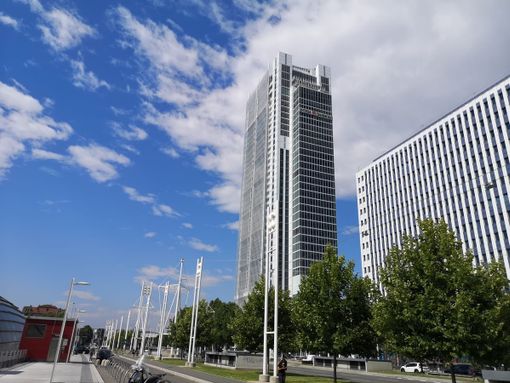 Il grattacielo di Intesa Sanpaolo Il grattacielo di Intesa Sanpaolo