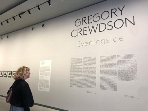 Gallerie d'Italia, al via in nuovi incontri "#Inside": alla scoperta di Crewdson e Carmi Gallerie d'Italia, al via in nuovi incontri "#Inside": alla scoperta di Crewdson e Carmi