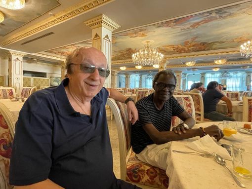 Idris in una recente foto con Luciano Moggi - foto di Facebook