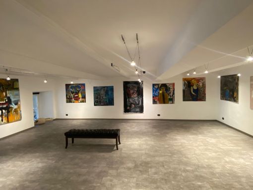 In piazza Castello, una nuova galleria per l'arte contemporanea firmata da Daniele Bisogni