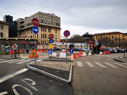 Parcheggio Bacigalupo, finita la fase di sperimentazione: la nuova viabilità per una maggiore sicurezza Parcheggio Bacigalupo, finita la fase di sperimentazione: la nuova viabilità per una maggiore sicurezza