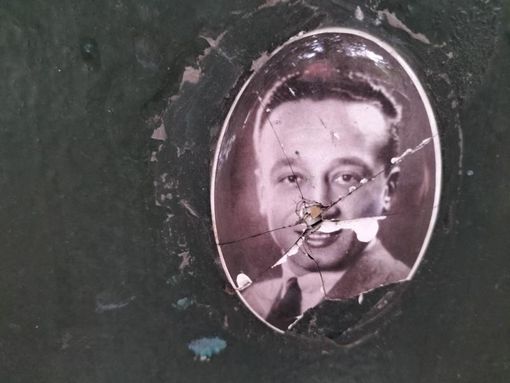 Danneggiata la targa in ricordo di Bruno Neri: una cerimonia per ricordarlo e per ripristinarla