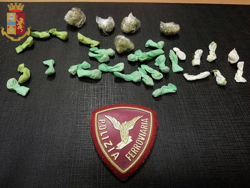 22enne arrestato a Porta Nuova per detenzione di stupefacenti e ricettazione