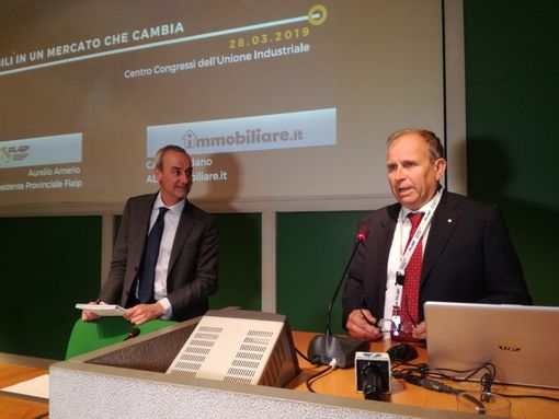 Torino cerca casa: meno stanze e più bagni. Addio a corridoi e sgabuzzini [VIDEO]