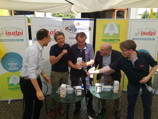 Col nuovo Pinguino il latte piemontese si accomoda nel salotto buono di Torino Col nuovo Pinguino il latte piemontese si accomoda nel salotto buono di Torino