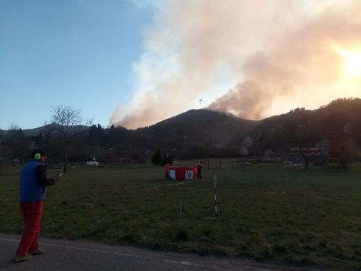Incendi boschivi, permane lo stato di massima pericolosità in Piemonte. Vietato l'abbruciamento di residui vegetali