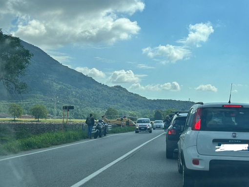 Sul posto sono intervenuti i sanitari del 118, con l'elisoccorso