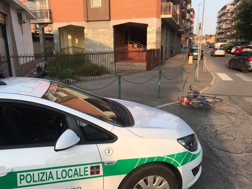 Nichelino, cade in bicicletta e finisce all'ospedale