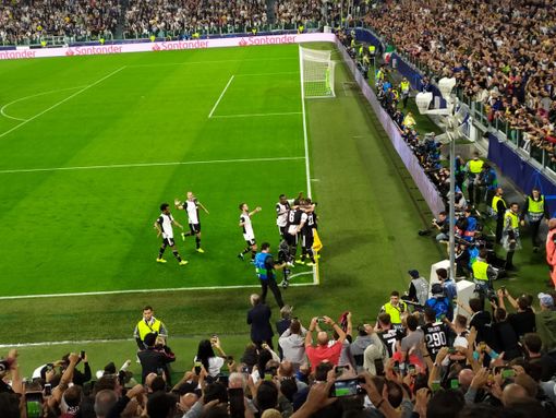 Dybala ultimo caso di positività, negativi tutti gli altri giocatori della Juve Dybala ultimo caso di positività, negativi tutti gli altri giocatori della Juve