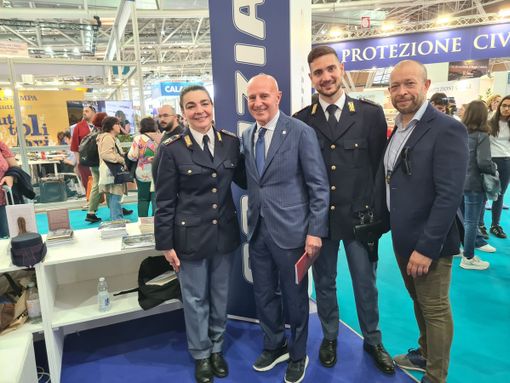 Arrigo Sacchi ospite dello stand della Polizia al Salone