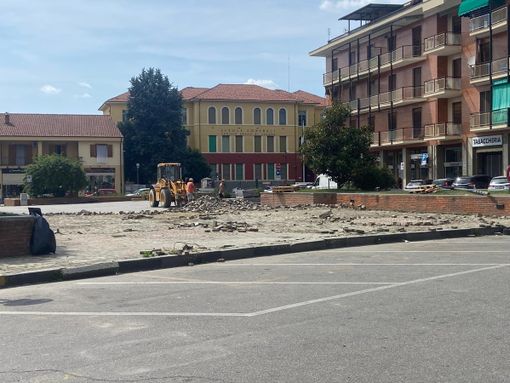 A Santena partono i lavori di riqualificazione di Piazza Martiri della Libertà