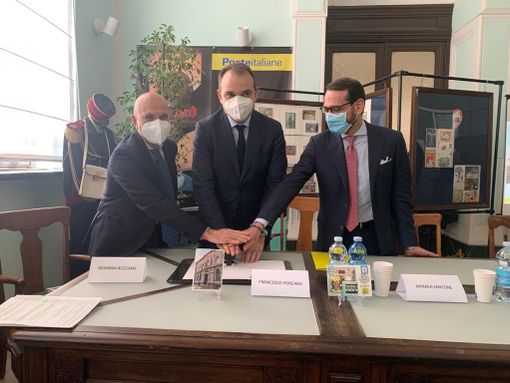 Il progetto &quot;Cento facciate&quot; fa tappa anche a Torino