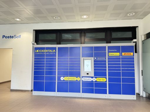 Poste italiane: installati a due locker per la consegna e il ritiro dei pacchi 24 ore su 24 Poste italiane: installati a due locker per la consegna e il ritiro dei pacchi 24 ore su 24