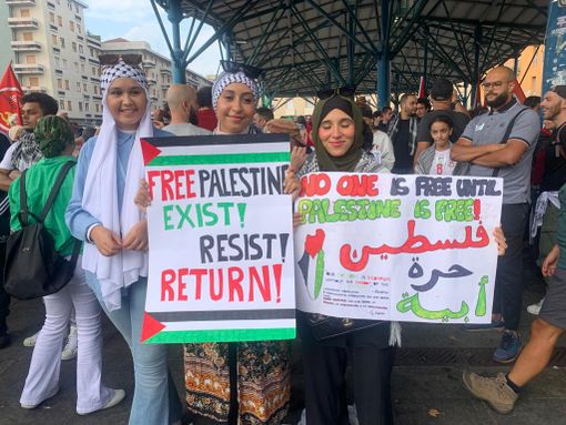 &quot;Stop al massacro&quot;: a Torino in migliaia al corteo pro Palestina