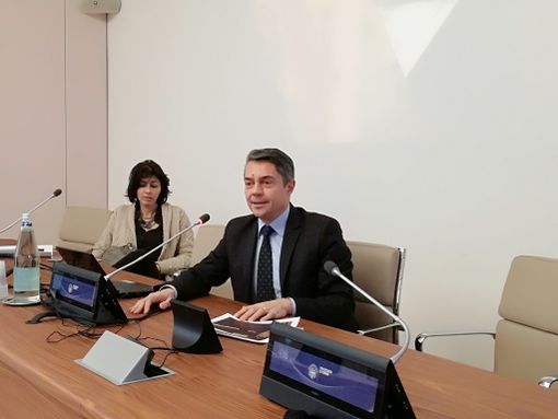 Finisce l'era Gilli e lascia il Politecnico di Torino ai vertici del pianeta. La nuova sfida è quella degli spazi Finisce l'era Gilli e lascia il Politecnico di Torino ai vertici del pianeta. La nuova sfida è quella degli spazi