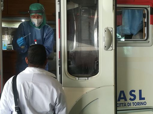 Tamponi per chi rientra dalla Francia: in Piemonte attivo il servizio di accesso diretto e su prenotazione