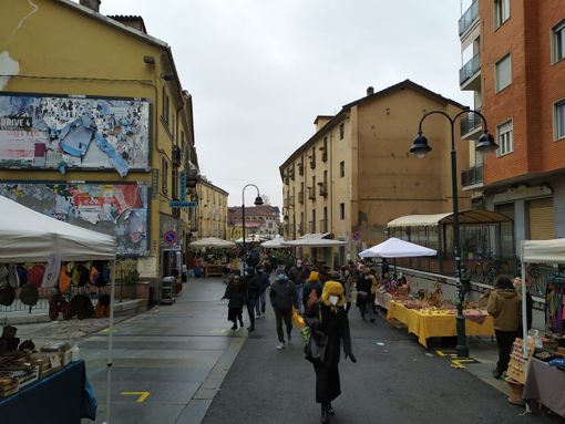 Freddo, virus e paura hanno la meglio sulla riapertura dei mercatini Freddo, virus e paura hanno la meglio sulla riapertura dei mercatini