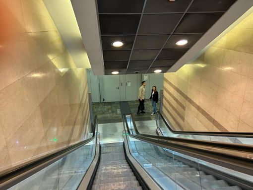 Porte della metro chiuse a Porta Nuova