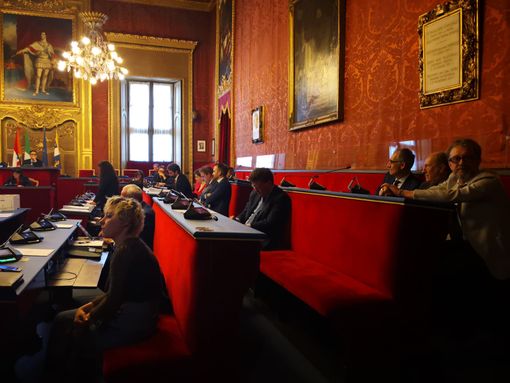 Salone dell'auto: le minoranze chiedono le dimissioni di Appendino