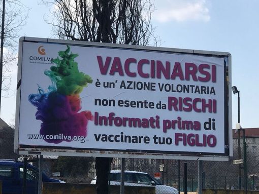 Ivrea, la mamma delle due bimbe non vaccinate: &quot;Continuerò la mia protesta finché non saranno ammesse a scuola&quot;