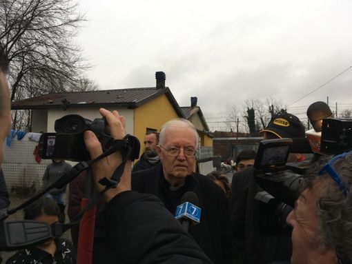 Campi rom, Nosiglia:&quot;La Chiesa farà la sua parte, giusto fare come il Moi&quot;