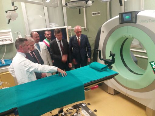 Molinette di Torino, la nuova TAC portatile monitora il paziente direttamente in sala operatoria