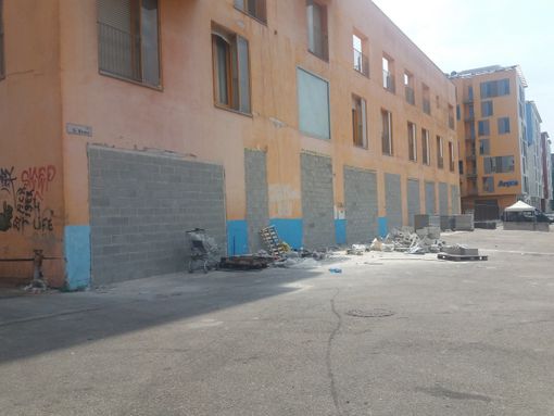 Dopo lo sgombero, murati tutti gli accessi all'Ex-Moi