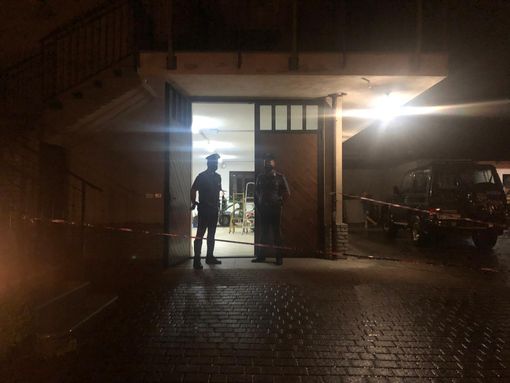 Tragedia nella notte a Rivara: operaio di 47 anni spara al figlio di 11 e poi si uccide [FOTO e VIDEO]