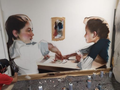 &quot;Interno con bambini che giocano a carte&quot;: l'arte porta la bellezza nei corridoi del Regina Margherita (FOTO e VIDEO)