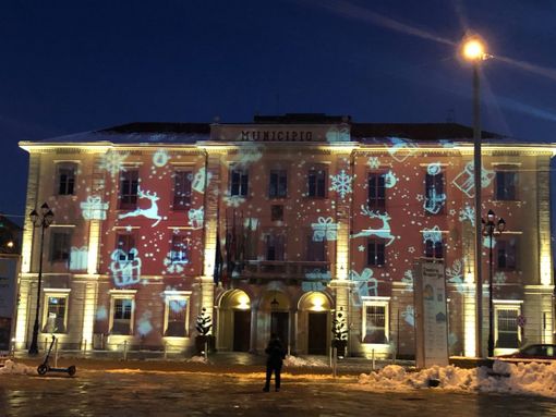 palazzo comunale e locandina 2023 palazzo comunale e locandina 2023