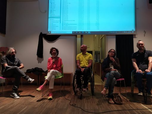 Sorpresa a San Salvario, Paola Pisano ospite di Danilo e Luca di Viaggio Italia: “L'innovazione deve essere inclusiva”