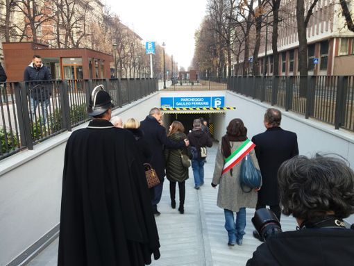 Parcheggiare nella storia, tra città e Cittadella: inaugurato il parking sotterraneo di corso Galileo Ferraris (FOTO)
