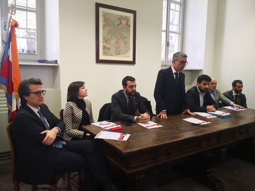 Azzardo in Piemonte, Pd: &quot;La Lega vuole abolire l'obbligo di distanza da scuole e banche: impatto disastroso, nuova impennata di giocatori&quot;