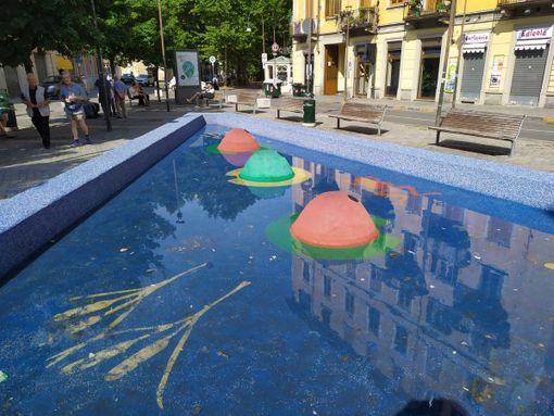 La piazzetta di Borgo Rossini è ancora allagata, protestano i residenti