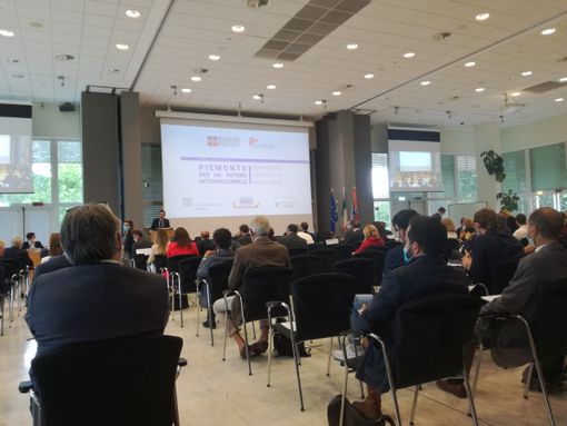 Convegno sul futuro internazionale del Piemonte