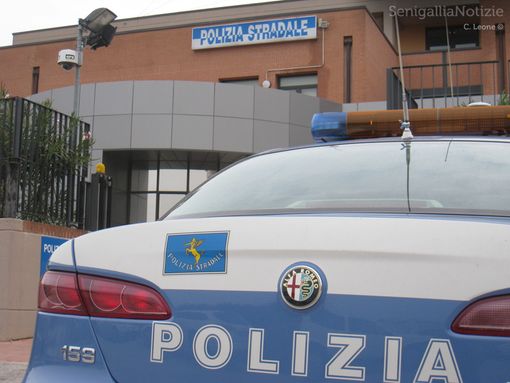 Rapina impropria all'interno di un supermercato: fermato