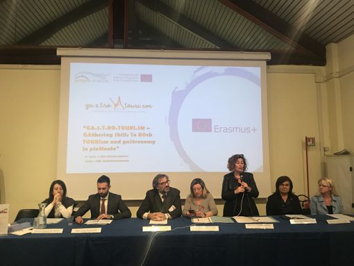 Tirocini in Europa per i ragazzi piemontesi che escono dall’alberghiero: presentato il progetto Erasmus + Tirocini in Europa per i ragazzi piemontesi che escono dall’alberghiero: presentato il progetto Erasmus +