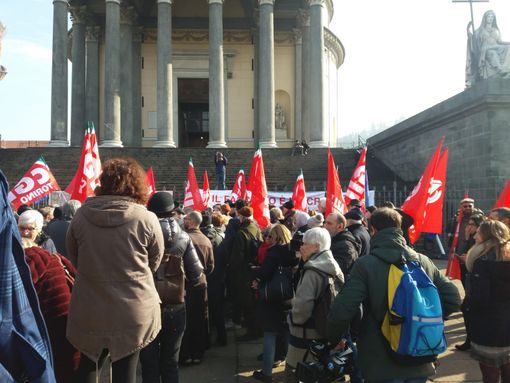 "Fascismo è un virus ancora presente": alla Gran Madre presidio di solidarietà per la scritta antisemita "Fascismo è un virus ancora presente": alla Gran Madre presidio di solidarietà per la scritta antisemita